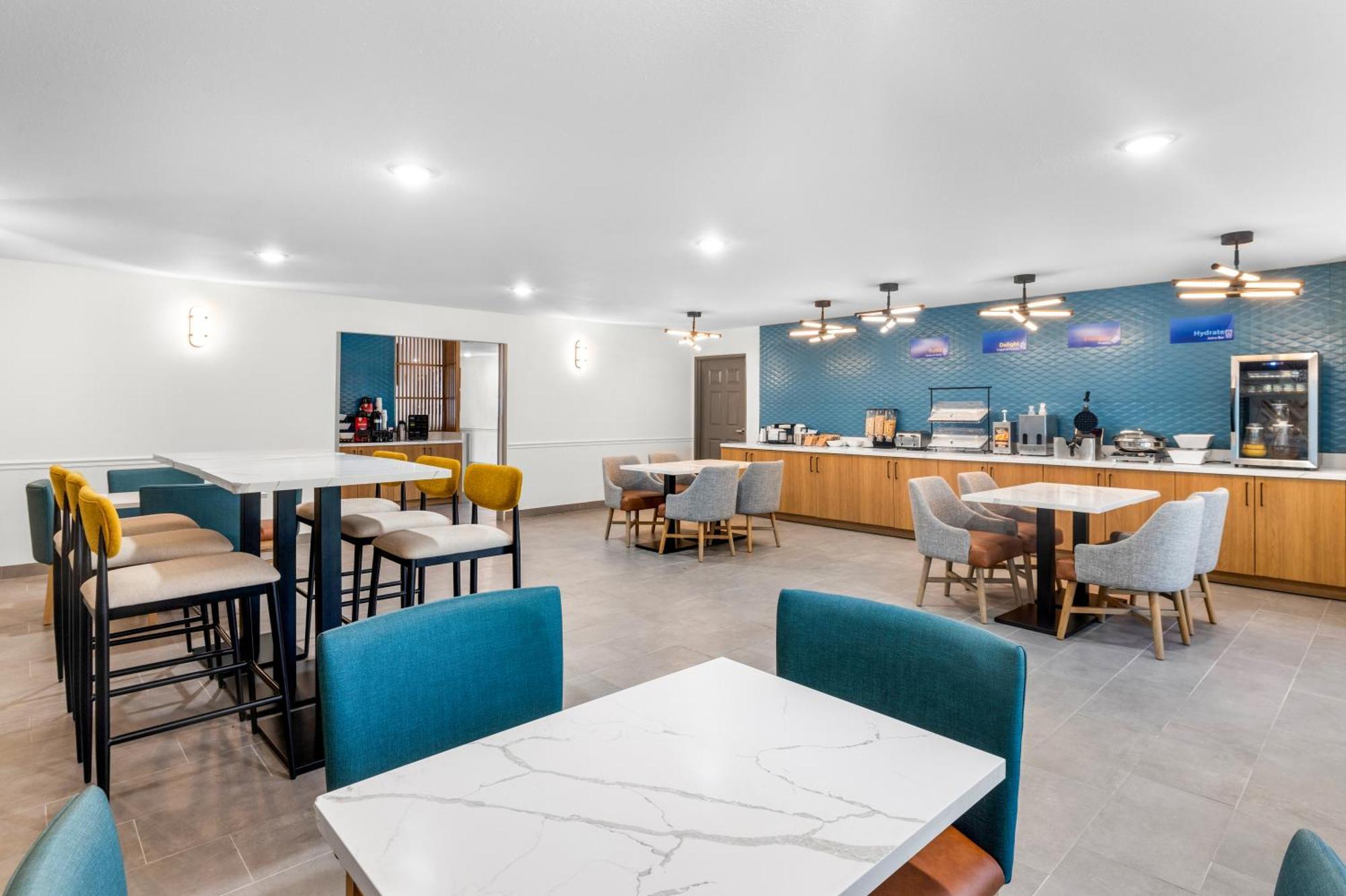 Best Western Acadia Hotel Crowley エクステリア 写真
